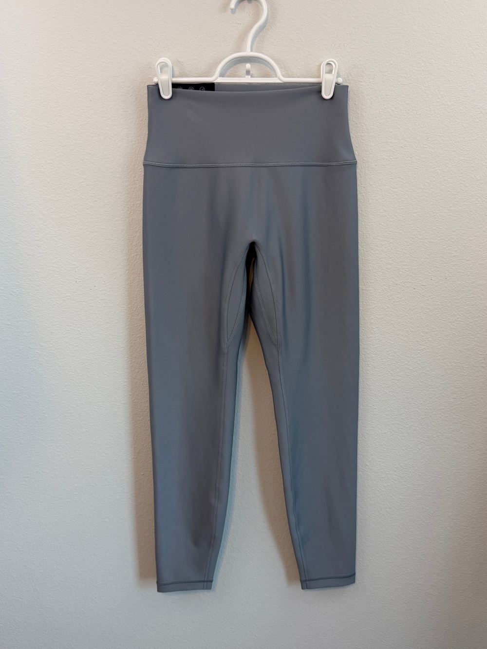 Aritzia Golden BUTTER Cheeky Infinite Legging